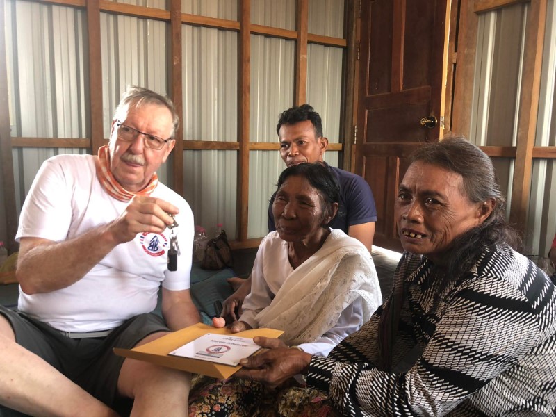 B4B Ambassadors in Siem Reap Visiting 3 Grannies New Homes